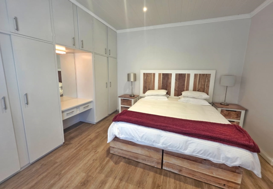 5 Bedroom Property for Sale in Wilderness Central Western Cape